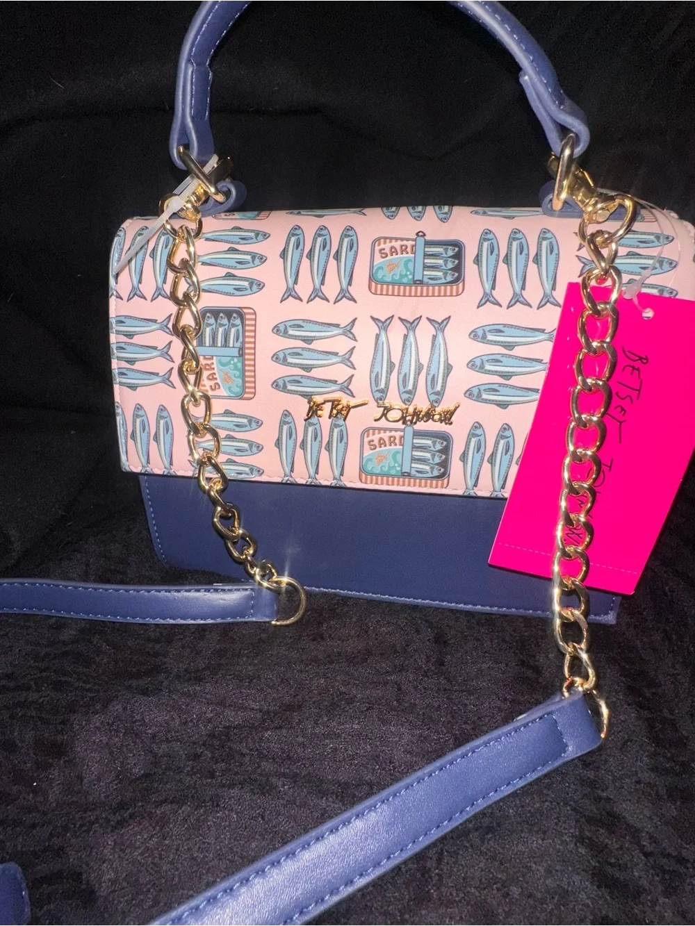 Betsey Johnson XOMYLO2 Sardine Fish Tin Top Handle Crossbody Bag Navy Multi NWT